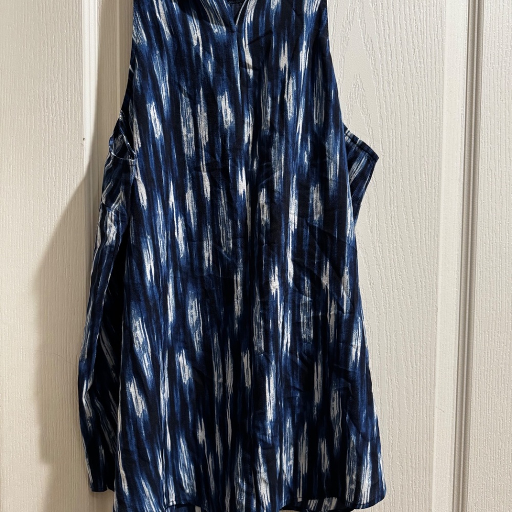 Lane Bryant Navy and White Printed Halter Tank (size 20) - Picture 2 of 3